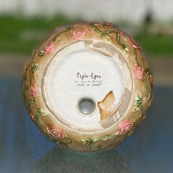 Baum Bros. Style-Eyes Rose Vine Easter Egg - Picture 6 of 6